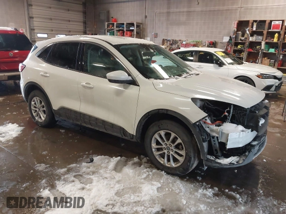 2021 Ford Escape SE Hybrid with VIN 1FMCU9BZ3MUA17452, listed as a IAAI auction lot 41626415 with 62,326 mi miles and . Bid and sale history available at DreamBid. Image 1.