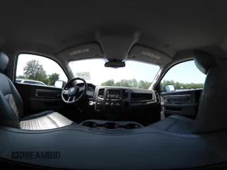 2019 Ram 1500 Tradesman с VIN 3C6JR7DT1KG585748, выставлен на аукционе IAAI как лот 42388256 с пробегом 161 573 миль миль и . История ставок и продаж доступна на DreamBid. Изображение 24.