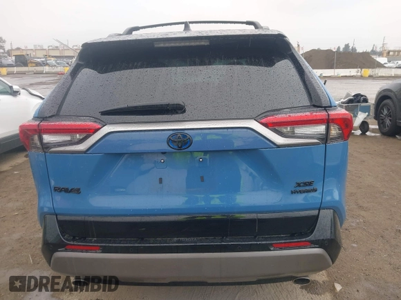 2024 Toyota RAV4 Hybrid XSE with VIN 4T3E6RFV6RU165085, listed as a IAAI auction lot 41730022 with 5,368 mi miles. Bid and sale history available at carsss.com. Image 16.