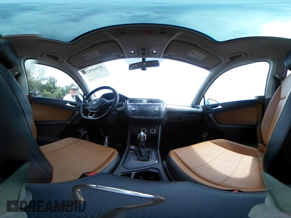 2018 Volkswagen Tiguan SEL с VIN 3VV3B7AX8JM044789, выставлен на аукционе IAAI как лот 42165937 с пробегом 98 463 миль миль и . История ставок и продаж доступна на DreamBid. Изображение 19.