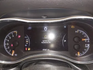 2015 Jeep Grand Cherokee Altitude with VIN 1C4RJFAG7FC932917, listed as a IAAI auction lot 41849526 with 91,827 mi miles. Bid and sale history available at carsss.com. Image 7.