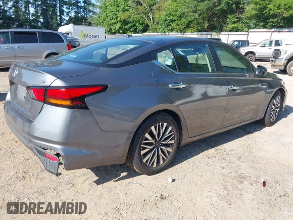 2024 Nissan Altima SV with VIN 1N4BL4DV4RN317704, listed as a IAAI auction lot 42573325 with Not provided miles and . Bid and sale history available at DreamBid. Image 4.