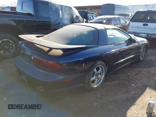 2000 Pontiac Firebird Formula with VIN 2G2FV22G6Y2119266, listed as a IAAI auction lot 41736349 with 1 mi miles. Bid and sale history available at carsss.com. Image 4.