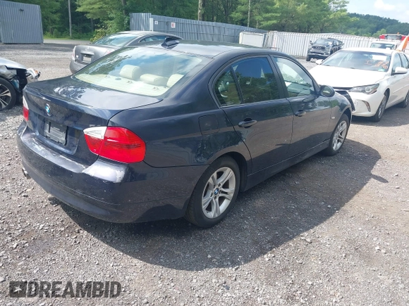 2008 BMW 3 Series 328xi with VIN WBAVC93518K036382, listed as a IAAI auction lot 42647349 with 132,364 mi miles and . Bid and sale history available at DreamBid. Image 4.