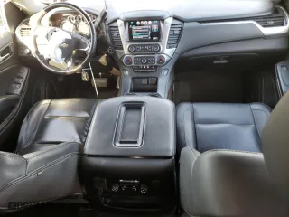 2018 Chevrolet Suburban LT with VIN 1GNSCHKC1JR197450, listed as a Copart auction lot 87889235 with 58,791 mi miles and Salvage Title. Bid and sale history available at carsss.com. Image 8.