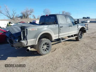 2017 Ford F-250 Lariat with VIN 1FT7W2BT8HED31729, listed as a IAAI auction lot 41396178 with 128,564 mi miles and . Bid and sale history available at DreamBid. Image 4.