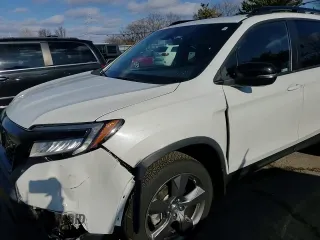 2021 Honda Passport Touring with VIN 5FNYF8H91MB027654, listed as a Copart auction lot 87270244 with 10,481 mi miles and Salvage Title. Bid and sale history available at carsss.com. Image 11.