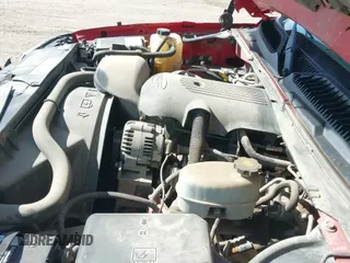2003 Chevrolet Silverado 1500HD LS с VIN 1GCGK13U43F150515, выставлен на аукционе IAAI как лот 42135449 с пробегом 171 015 миль миль и . История ставок и продаж доступна на DreamBid. Изображение 19.