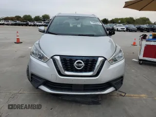 2020 Nissan Kicks SV with VIN 3N1CP5CV5LL484299, listed as a Copart auction lot 79484214 with 77,315 mi miles and Salvage Title. Bid and sale history available at DreamBid. Image 5.