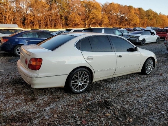 1998 Lexus GS 300 Luxury Perform Sdn with VIN JT8BD68SXW0006921, listed as a Copart auction lot 83938894 with 365,896 mi miles and Salvage Title. Bid and sale history available at carsss.com. Image 3.