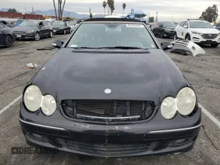 2008 Mercedes-Benz CLK 350 with VIN WDBTK56F28F250346, listed as a Copart auction lot 82059404 with 124,621 mi miles and Clean title. Bid and sale history available at DreamBid. Image 5.