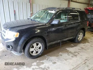 2011 Ford Escape XLT z VIN 1FMCU9DG6BKA13397, wystawiony jako Copart lot #62306175 z przebiegiem 111 688 mil mil oraz Szkoda całkowita • Salvage title. Historia ofert i sprzedaży dostępna na DreamBid. Obrazek 1.