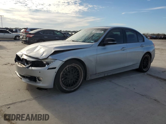 2013 BMW 3 Series 335i z VIN WBA3A9G58DNP35704, wystawiony jako Copart lot #88901535 z przebiegiem 126 492 mil mil oraz Szkoda całkowita • Salvage title. Historia ofert i sprzedaży dostępna na DreamBid. Obrazek 1.