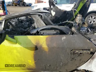 2018 Lamborghini Huracan z VIN ZHWUC2ZF7JLA09025, wystawiony jako Copart lot #78447724 z przebiegiem Nie podano mil oraz Szkody całkowita. Historia ofert i sprzedaży dostępna na DreamBid. Obrazek 7.