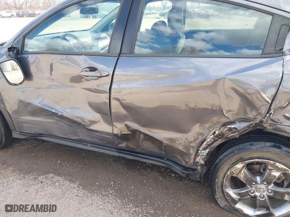 2019 Honda HR-V LX with VIN 3CZRU6H30KG718301, listed as a IAAI auction lot 41882469 with 75,686 mi miles. Bid and sale history available at carsss.com. Image 17.