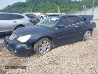 2008 Chrysler Sebring Limited z VIN 1C3LC65M18N635296, wystawiony jako IAAI lot #41584782 z przebiegiem Nie podano mil oraz . Historia ofert i sprzedaży dostępna na DreamBid. Obrazek 2.