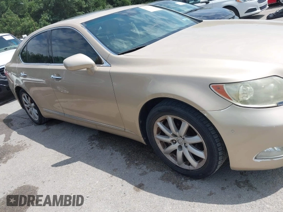 2007 Lexus LS 460 with VIN JTHBL46F775000849, listed as a IAAI auction lot 42551118 with 137,836 mi miles and . Bid and sale history available at DreamBid. Image 13.