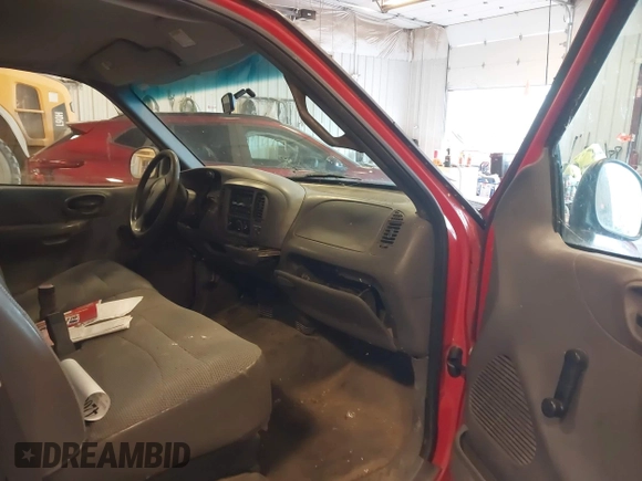 1999 Ford F-250 with VIN 1FTPF27L1XNB56991, listed as a IAAI auction lot 42067008 with Not provided miles and . Bid and sale history available at DreamBid. Image 5.