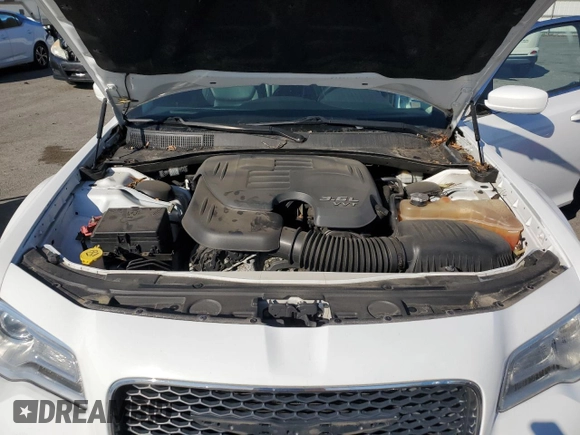 2015 Chrysler 300 Limited with VIN 2C3CCAAG8FH929612, listed as a Copart auction lot 53851005 with 146,326 mi miles and Clean Title. Bid and sale history available at DreamBid. Image 11.