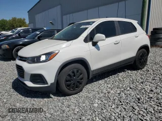 2019 Chevrolet Trax LS with VIN 3GNCJKSB5KL172915, listed as a Copart auction lot 49205615 with 90,349 mi miles and Salvage Title. Bid and sale history available at carsss.com. Image 1.