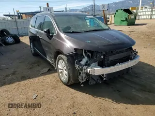 2017 Chrysler Pacifica Touring L z VIN 2C4RC1BG3HR569490, wystawiony jako Copart lot #48378865 z przebiegiem 144 016 mil mil oraz Szkoda całkowita • Salvage title. Historia ofert i sprzedaży dostępna na DreamBid. Obrazek 12.
