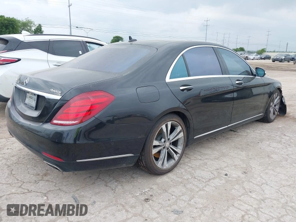 2015 Mercedes-Benz S 550 z VIN WDDUG8FB7FA121928, wystawiony jako IAAI lot #42414151 z przebiegiem 142 078 mil mil oraz . Historia ofert i sprzedaży dostępna na DreamBid. Obrazek 4.