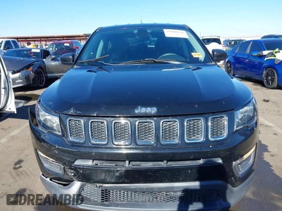 2018 Jeep Compass Sport with VIN 3C4NJCAB3JT368651, listed as a IAAI auction lot 40860158 with 69,801 mi miles. Bid and sale history available at carsss.com. Image 12.