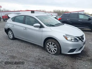 2018 Nissan Sentra SV with VIN 3N1AB7AP2JL624330, listed as a IAAI auction lot 41908887 with 79,473 mi miles. Bid and sale history available at carsss.com. Image 1.