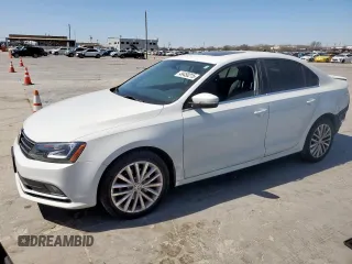 2016 Volkswagen Jetta SEL z VIN 3VWL17AJ8GM299588, wystawiony jako Copart lot #49450215 z przebiegiem 77 402 mil mil oraz Czysty tytuł • Clean title. Historia ofert i sprzedaży dostępna na DreamBid. Obrazek 1.
