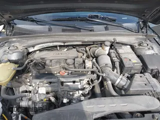 2021 Kia K5 GT-Line z VIN 5XXG64J24MG022821, wystawiony jako IAAI lot #41970102 z przebiegiem 67 105 mil mil oraz . Historia ofert i sprzedaży dostępna na DreamBid. Obrazek 10.