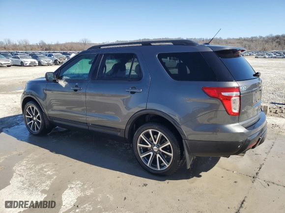 2015 Ford Explorer XLT with VIN 1FM5K8D86FGA02443, listed as a Copart auction lot 47265755 with 184,240 mi miles and Salvage Title. Bid and sale history available at carsss.com. Image 2.