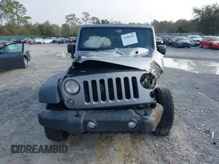 2014 Jeep Wrangler Unlimited Sport with VIN 1C4BJWDG8EL314792, listed as a IAAI auction lot 41489203 with 94,382 mi miles. Bid and sale history available at carsss.com. Image 13.