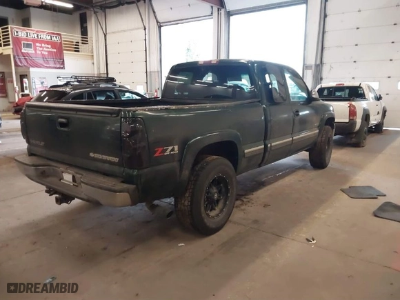 2001 Chevrolet Silverado 1500 LS with VIN 2GCEK19T311373414, listed as a IAAI auction lot 41773891 with 190,798 mi miles. Bid and sale history available at carsss.com. Image 4.