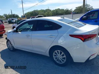 2019 Hyundai Accent SE with VIN 3KPC24A33KE058640, listed as a IAAI auction lot 37641177 with 1 mi miles. Bid and sale history available at carsss.com. Image 13.
