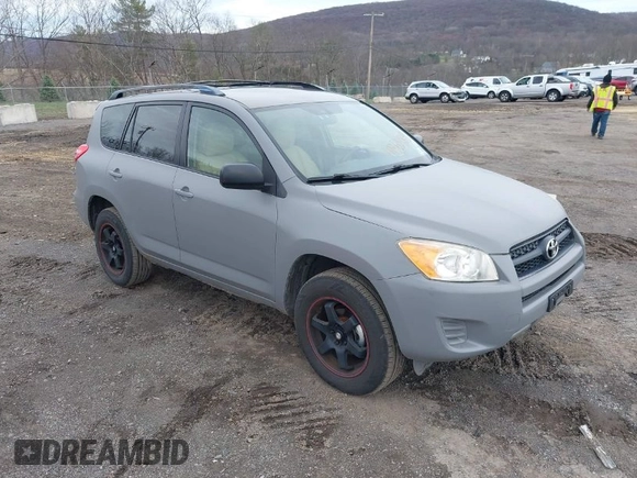 2009 Toyota RAV4 with VIN JTMBF33V195016336, listed as a IAAI auction lot 41963489 with 165,718 mi miles. Bid and sale history available at carsss.com. Image 1.