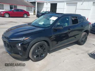 2025 Chevrolet Trax ACTIV with VIN KL77LKEP2SC118878, listed as a IAAI auction lot 41914328 with 1,003 mi miles. Bid and sale history available at carsss.com. Image 17.
