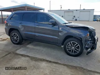 2018 Jeep Grand Cherokee Trailhawk with VIN 1C4RJFLG7JC467934, listed as a Copart auction lot 56193335 with 57,578 mi miles and Salvage title. Bid and sale history available at DreamBid. Image 4.