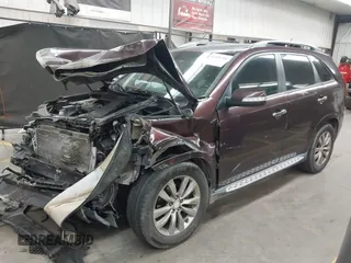 2013 Kia Sorento SX with VIN 5XYKW4A25DG331591, listed as a IAAI auction lot 41878760 with 1 mi miles. Bid and sale history available at carsss.com. Image 16.