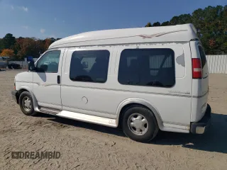 2003 GMC Savana Cargo Van YF7 Upfitter with VIN 1GDFH15T031206554, listed as a Copart auction lot 77584554 with 251,783 mi miles and Salvage Title. Bid and sale history available at carsss.com. Image 2.