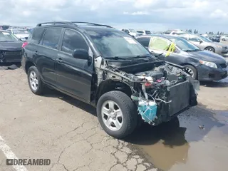 2011 Toyota RAV4 with VIN JTMZF4DVXB5033077, listed as a IAAI auction lot 41885636 with NaN miles. Bid and sale history available at carsss.com. Image 1.