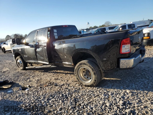 2020 Ram 3500 Big Horn with VIN 3C63RRHL4LG132580, listed as a Copart auction lot 44632575 with 224,015 mi miles and Clean Title. Bid and sale history available at carsss.com. Image 2.