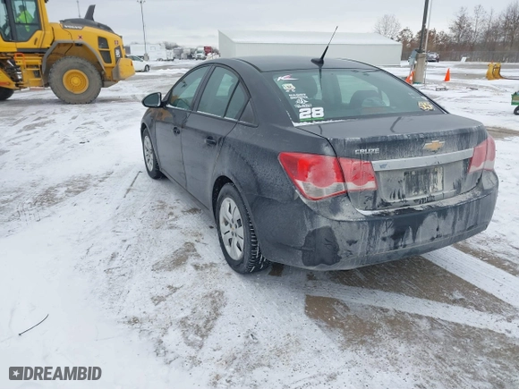2013 Chevrolet Cruze LS with VIN 1G1PA5SH1D7267312, listed as a IAAI auction lot 41052844 with 181,905 mi miles. Bid and sale history available at carsss.com. Image 3.