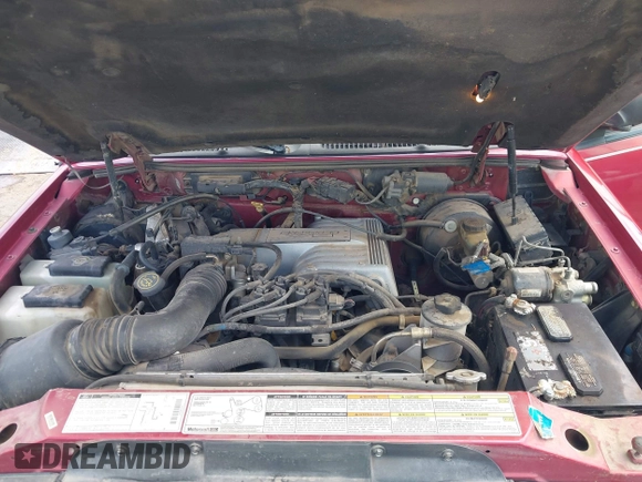 1996 Ford Explorer XLT z VIN 1FMDU32P9TZA66446, wystawiony jako IAAI lot #42643571 z przebiegiem 174 927 mil mil oraz . Historia ofert i sprzedaży dostępna na DreamBid. Obrazek 10.