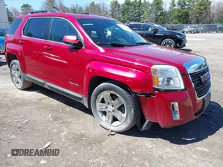 2013 GMC Terrain SLT with VIN 2GKFLVE35D6422669, listed as a IAAI auction lot 42104638 with 116,318 mi miles. Bid and sale history available at carsss.com. Image 1.