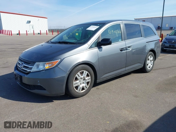 2012 Honda Odyssey LX with VIN 5FNRL5H24CB145694, listed as a IAAI auction lot 41902821 with 134,402 mi miles and . Bid and sale history available at carsss.com. Image 17.