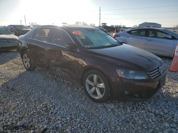 2013 Volkswagen Passat SE with VIN 1VWBP7A36DC030367, listed as a Copart auction lot 44969815 with 132,793 mi miles and Salvage Title. Bid and sale history available at carsss.com. Image 4.
