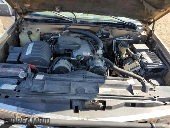 1999 Chevrolet Suburban with VIN 1GNGK26J3XJ386171, listed as a Copart auction lot 43266315 with 315,589 mi miles and Salvage Title. Bid and sale history available at carsss.com. Image 12.