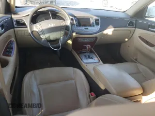 2013 Hyundai Genesis 3.8L z VIN KMHGC4DD5DU246546, wystawiony jako Copart lot #53562825 z przebiegiem 81 725 mil mil oraz Szkoda całkowita • Salvage title. Historia ofert i sprzedaży dostępna na DreamBid. Obrazek 8.