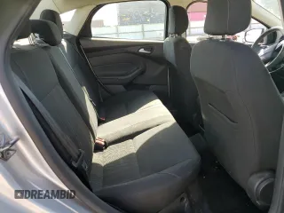 2018 Ford Focus SE z VIN 1FADP3F29JL206110, wystawiony jako Copart lot #53953515 z przebiegiem 80 841 mil mil oraz Szkoda całkowita • Salvage title. Historia ofert i sprzedaży dostępna na DreamBid. Obrazek 10.