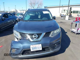 2016 Nissan Rogue SV with VIN KNMAT2MT5GP629279, listed as a IAAI auction lot 41670319 with 110,761 mi miles. Bid and sale history available at carsss.com. Image 13.